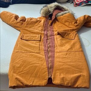 Women's Orange Puffer Jackets